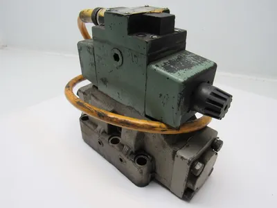 Parker D3W 3C56Y 14 Double Op Solenoid Directional Valve 3000 PSI Max 120V Coil