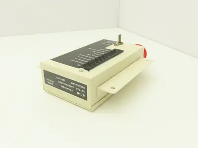 Eaton FSCM81640 Annunciator Panel Indicator Display Oil/Air Filter/Fire W/ Alarm