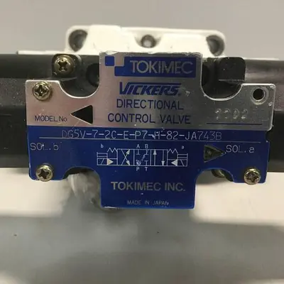 USED VICKERS DG5V72CEP7H82-JA743B