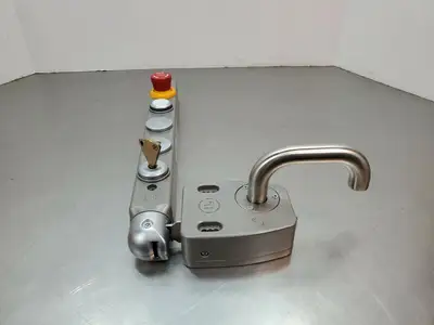 Fortress Interlocks Switch No: THNGNSMELP7EIQ9. STC2