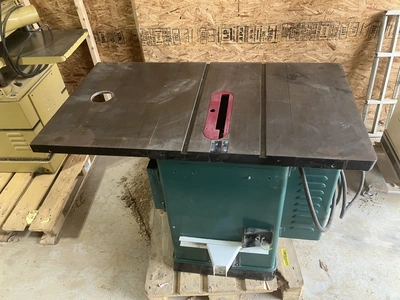 USED GRIZZLY 1023RL WX TABLE SAW