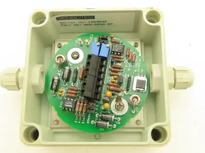 Sensotec 060-6850-07 In Line Amplifier Input 8-32VDC Output 4-20MA