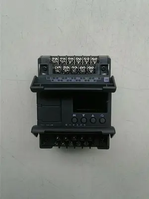 USED KEYENCE KV-16AT
