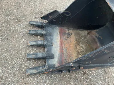 Used _UNKNOWN_ _UNKNOWN_ Multipurpose Buckets Michigan US | Miedema Asset Management Group #1304816