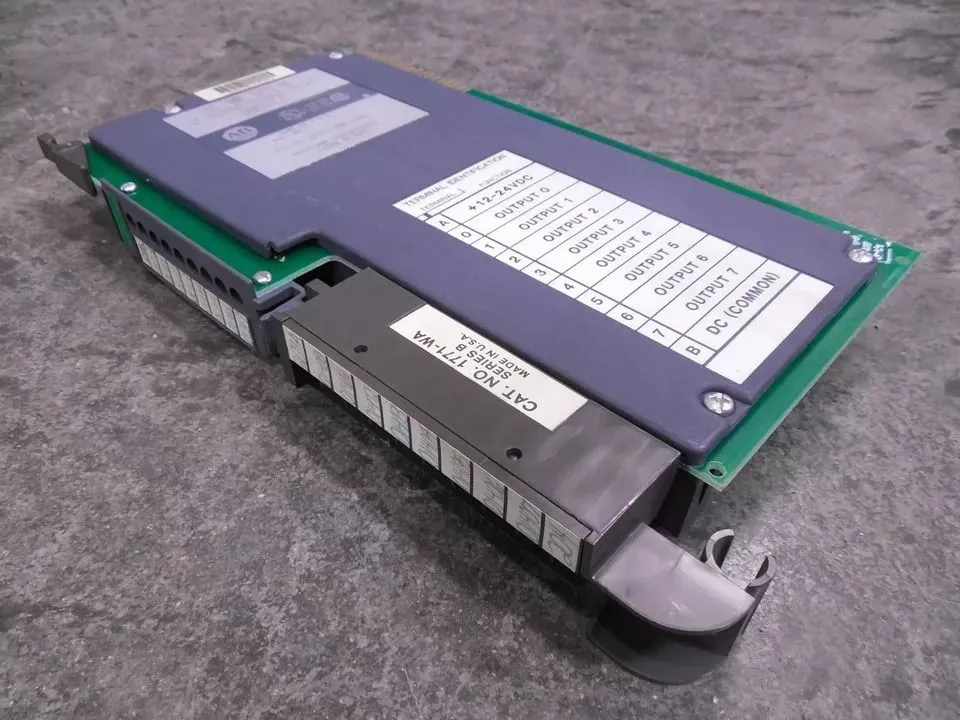 Allen Bradley 1771-OB PLC-5 DC Output Module Used