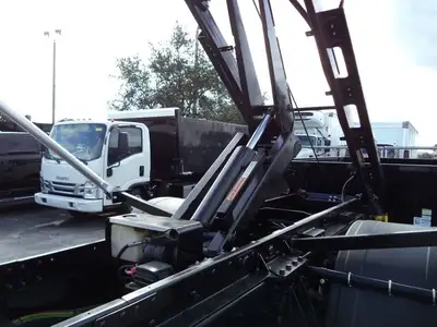 Used 2019 INTERNATIONAL _UNKNOWN_ Hooklifts & Roll-Offs Florida US | TLC Truck & Equipment #1568910