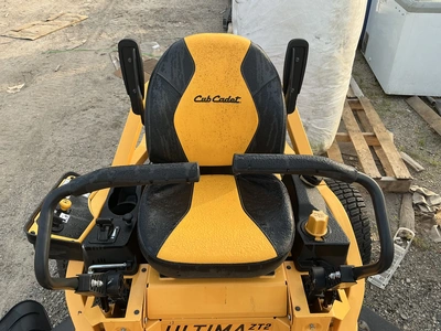 Used CUB CADET ULTIMA ZT2 Mowers Michigan US | Miedema Asset Management Group #1339099