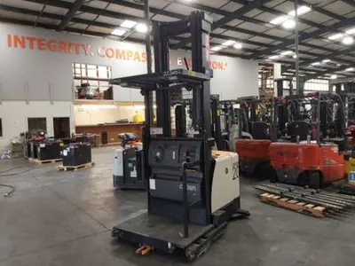 USED 2019 CROWN SP4050-30