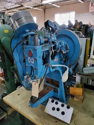 USED UNITED SHOE MACHINERY CORPORATION MODEL F