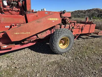 USED 1990 NEW HOLLAND HAYLINER 505