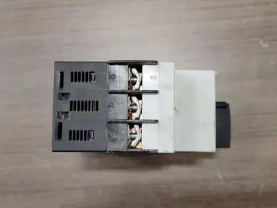 Used SIEMENS 3RV1021-1BA10 Switchgears British Columbia CA | Lenmark #242628