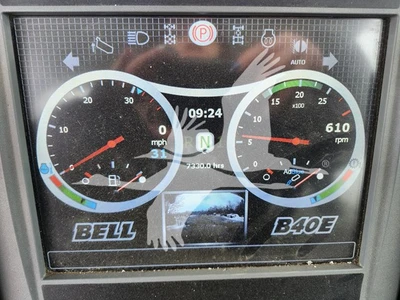 USED 2017 BELL B40E