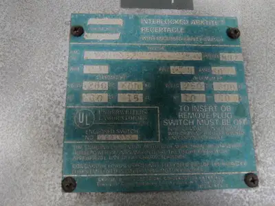 Crouse-Hinds WSR6352 Mod 82 60A 600V Arktite Fusible Interlock Switch Receptacle