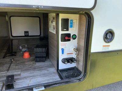Used 2022 GRAND DESIGN IMAGINE 3100RD Campers, Caravans, Motorhomes Michigan US | Miedema Asset Management Group #1579846