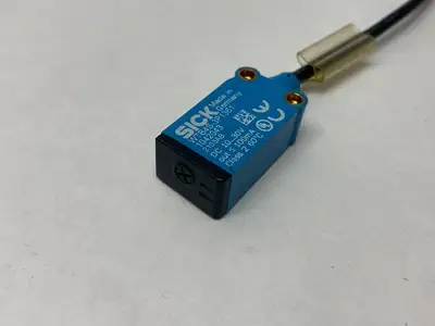 USED SICK PHOTOELECTRIC PROXIMITY SENSOR BACKGROUND SUPPRESSION