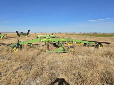 USED JOHN DEERE 935