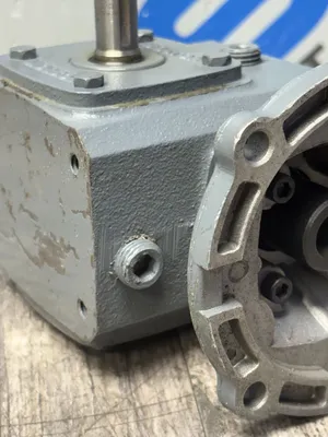 BOSTON GEAR F710-30-B4-G Gearboxes & Speed Reducers | ESS Industrial Equipment Sales (10)