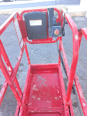 USED 2023 MEC 1330SE