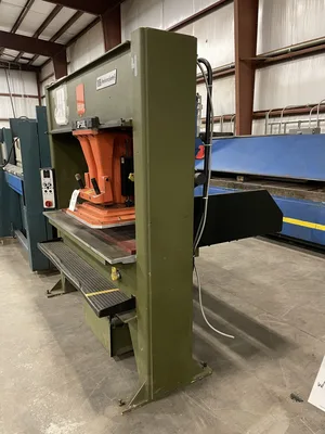 Atom SP588 Oildynamic 25 Ton Traveling Head Cutting Press w/ Movable Trolley