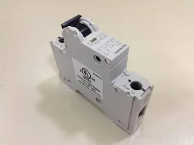 USED SIEMENS 5SJ4110-7HG40