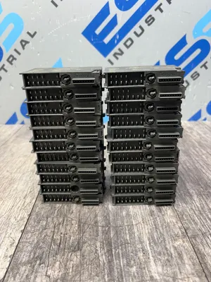 USED SIEMENS 6ES7 131-4BD01-0AB0