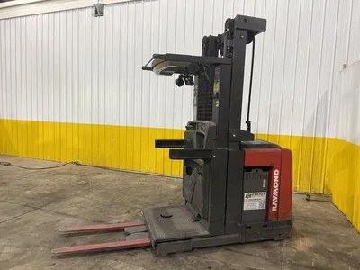 3000 LBS RAYMOND MODEL #540-OPC30TT ORDER PICKER FORKLIFT 2016 4,612 Hours : YOBRO #25406