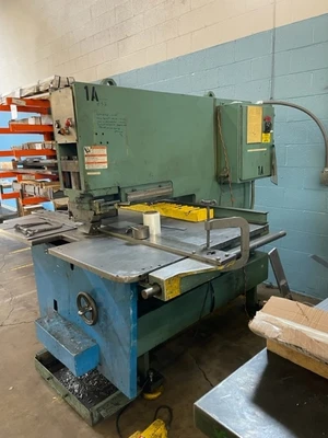 USED 1900 STRIPPIT 30/40 HD