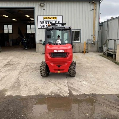 Used 2024 MANITOU MC30-4 Internal Combustion Forklifts: Pneumatic Tire Ontario CA | Leavitt Machinery #1443719