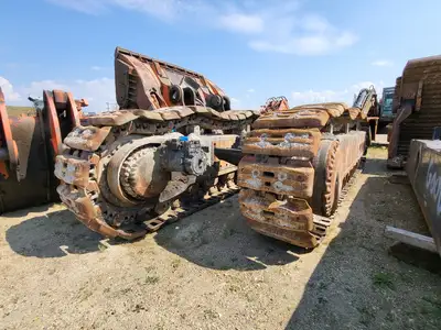 EX1900-6 Track Frame RH