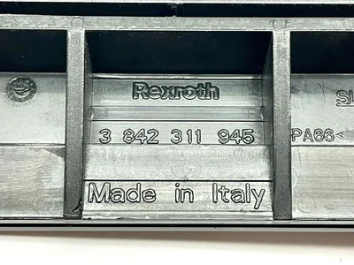 3 842 311 945 3 842 311 946 | Bosch Rexroth 3842311945 Corner Piece Protective Box Left/Right 3842311946 - Used