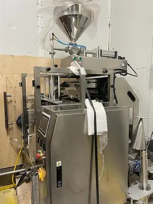 TDI Form, Fill and Seal with Piston Filler
