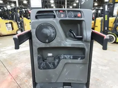 USED 2020 RAYMOND 550-OPC30TT