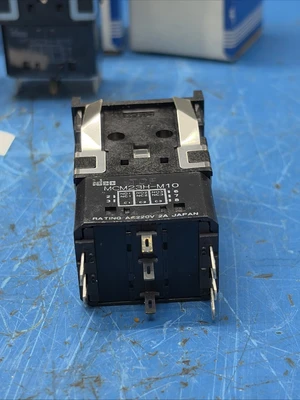 New | in-Stock IDEC MCM23HM10RBR Relays & Switches Indiana US | J&J Industrial Supply #1309075