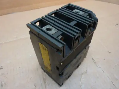 USED SQUARE D KF-513 (ISSUE)