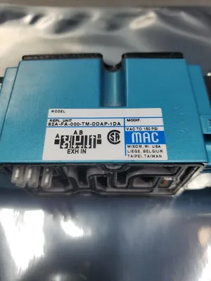 MAC 82A-FA-000-TM-DDAP-1DA SOLENOID VALVE w/2 TM-DDAP-1DA MODULES 6A-12
