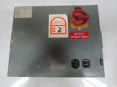 Daykin APFS-05 480V 2.1A 60Hz 1 Phase Transformer Disconnect Switch NEMA type 1