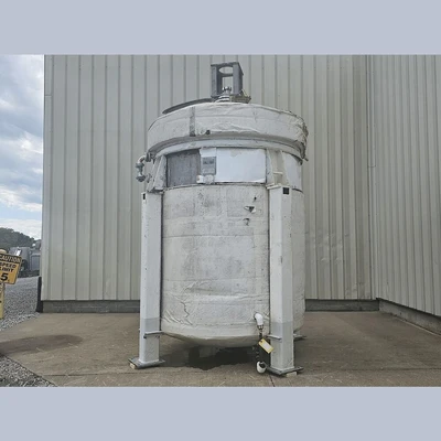 2,200 Gallon SS Jacketed Pressure Mix Tank with 7.5HP Agitator