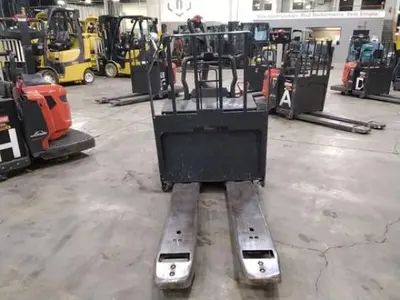 USED 2021 LINDE EWR30