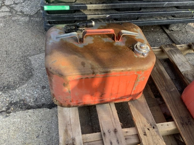 Used _UNKNOWN_ _UNKNOWN_ Stationary Fuel Tanks Michigan US | Miedema Asset Management Group #1411088