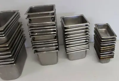 Stainless Steel Commercial Containers For Prep Tables & Fridges. Approx. 45 Pan