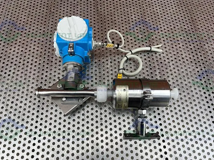 Used ENDRESS + HAUSER PMC631 PRESSURE TRANSMITTER W/ AMERSHAM CONDUCTIVITY SENSOR Sensors California US | Equipment Lab #485514