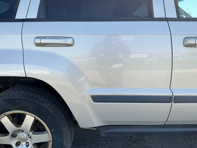 USED 2009 JEEP GRAND CHEROKEE