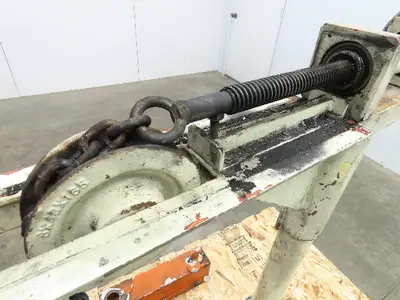 Hand Crank Post Mount Jib Crane, Ball Screw Winch, 36" Clearance, 9" Travel