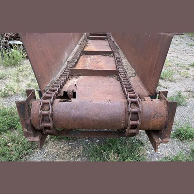 25in Wide x 30.75ft Long Chain Conveyor