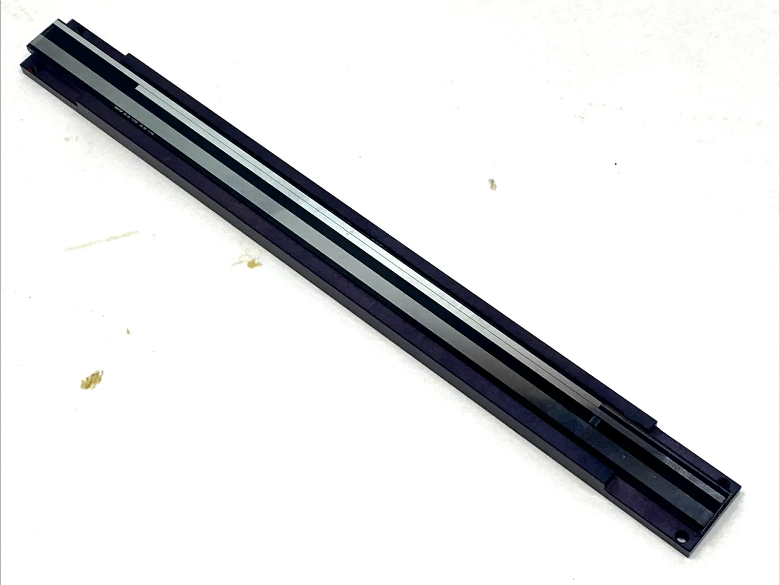 Used Sentop Linear Encoder Glass Scale Strip in Carrier 11702 Linear Encoders Michigan US | Maverick Industrial Sales #1395384