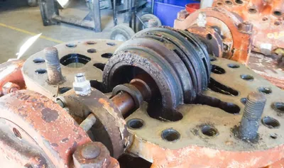 USED GOULDS 3305