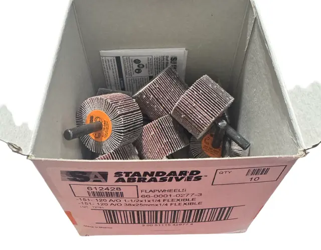 Standard Abrasives 1-1/2" x 1" x 1/4" Mounted Flap Wheels 120 Grit Aluminum Oxide 10 Pack