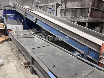 Used UNKNOWN MANUFACTURER USED 48 INCH X 30 FOOT NON-CLEATED RUBBER BELT INCLINE CONVEYOR Conveyors Illinois US | US Recycling Equipment #1556633