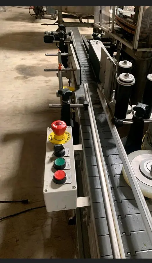 LSI model 1500 Wrap pressure sensitive labeler