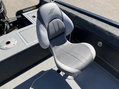 USED 2017 STARCRAFT RENEGADE 168